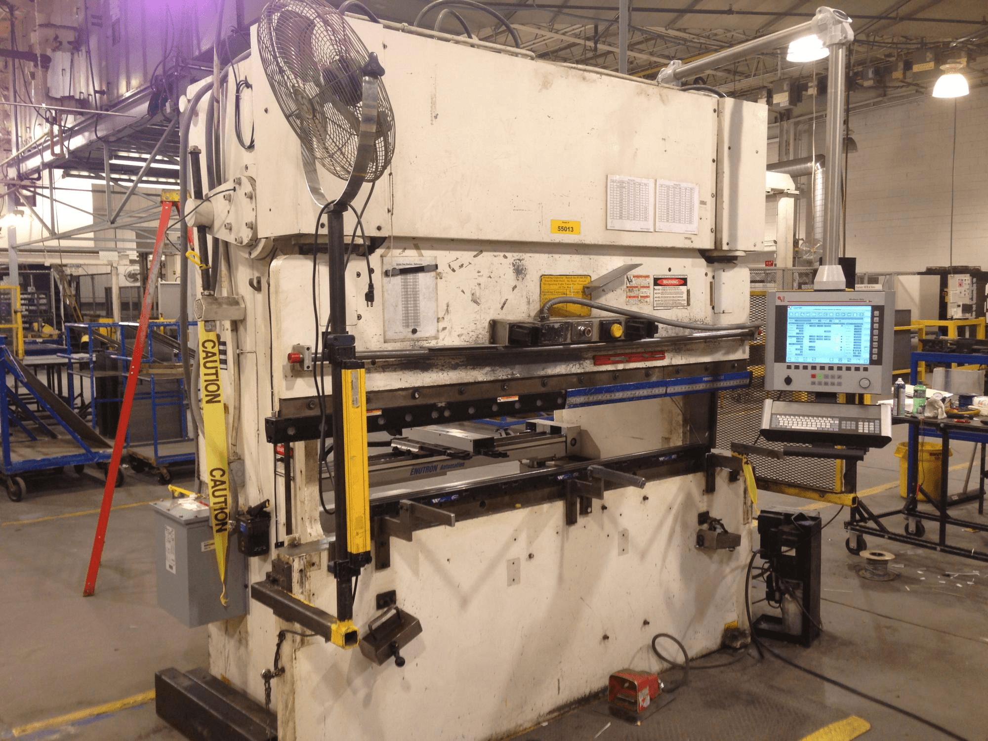 Wysong CNC backgauge upgrade featuring 5-axes CNC backgauge, CNC control retrofit with Enu550T. Graphical control with remote assistance. CNC backgauges.