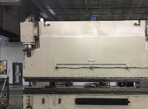 Enu550T CNC control retrofitted to Wysong RT4330 press brake. Complete CNC control retrofit solution for Wysong press brakes. Wysong press brake backgauges.